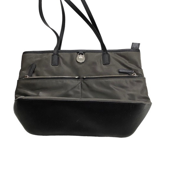 Michael Kors Gray Nylon Kempton Tote Bag Purse Zip Close 10”x15” Silver Charm - Picture 7 of 14